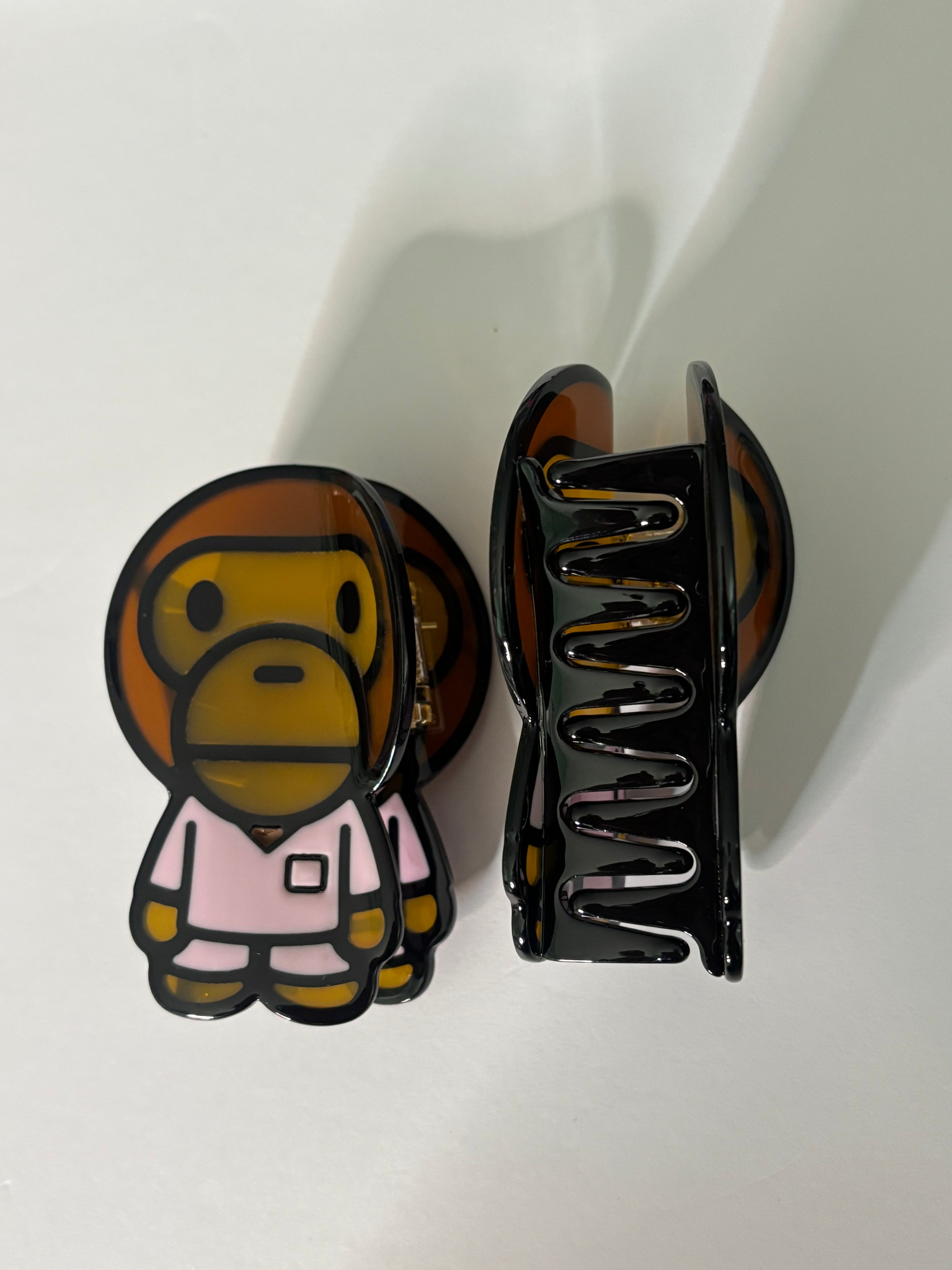 MILO SCRUBS HAIR CLIP